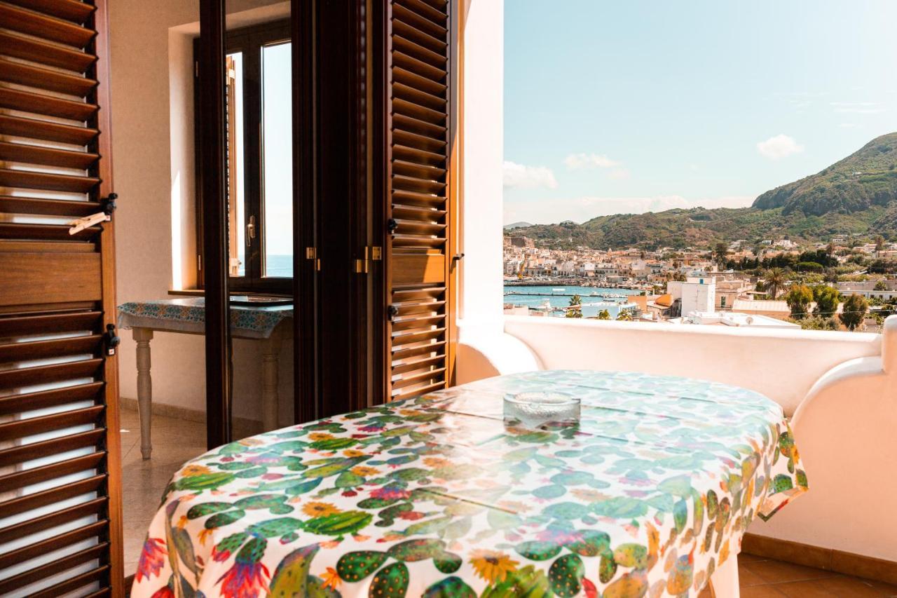 Villa Grazia Lipari Eksteriør billede